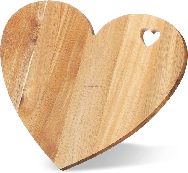 heart shape wooden cheese board by Razvi Exports