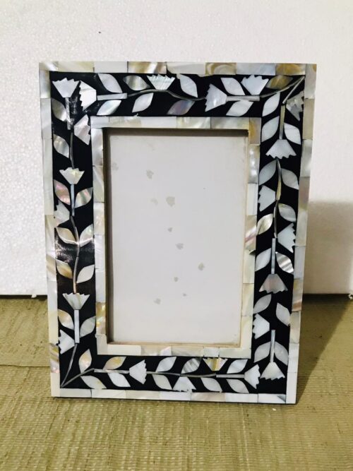 Mother of pearl picture frame black floral design 5×7″