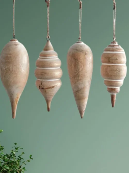 wooden christmas decoration - manufacturer Razvi Exports